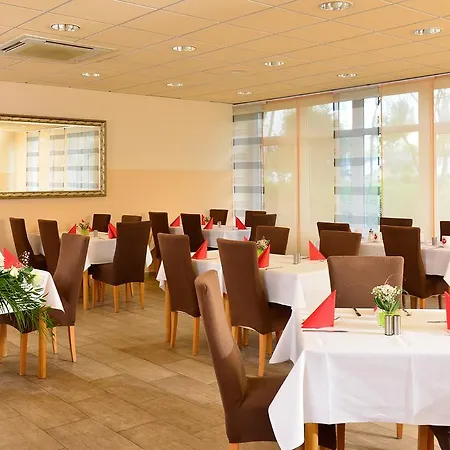 Michel Frankfurt Airport Ruesselsheim