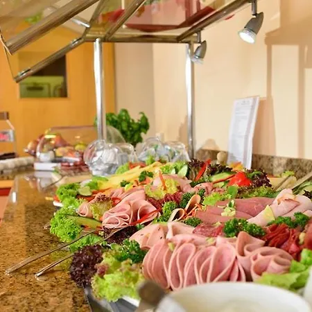 Michel Frankfurt Airport Hotel 4*