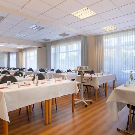 Michel Frankfurt Airport Hotel 4*