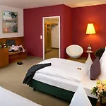 Hotel Michel Frankfurt Airport 4*