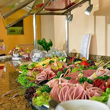 Michel Frankfurt Airport 4*