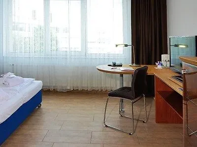 Michel Frankfurt Airport 4* Rüsselsheim
