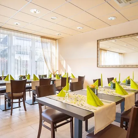 Michel Frankfurt Airport Hotel