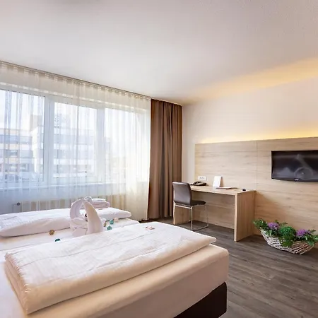 Michel Frankfurt Airport فندق 4*