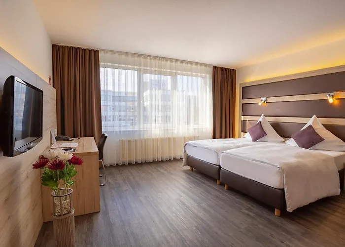 Michel Frankfurt Airport 4*