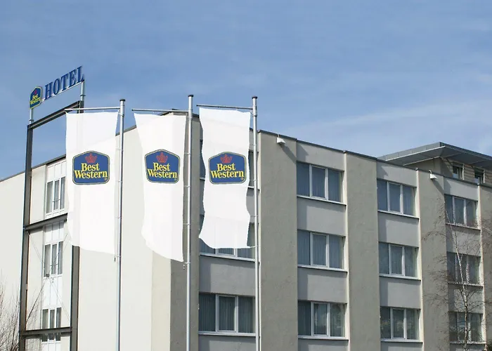 Michel Frankfurt Airport Rüsselsheim